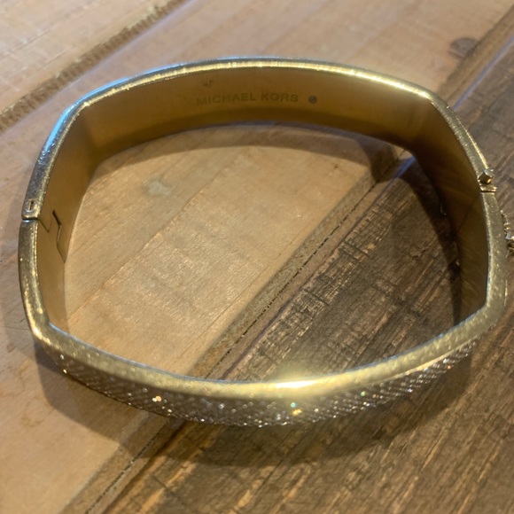 Michael Kors Chrystal Bangle - Picture 2 of 7